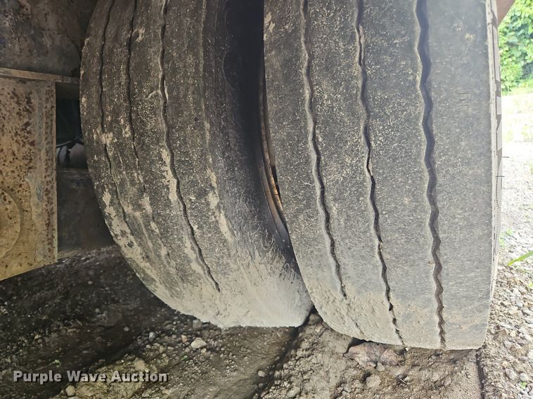 image for item OK9975 2014 Ledwell LW48HT2 drop deck hydratail equipment trailer