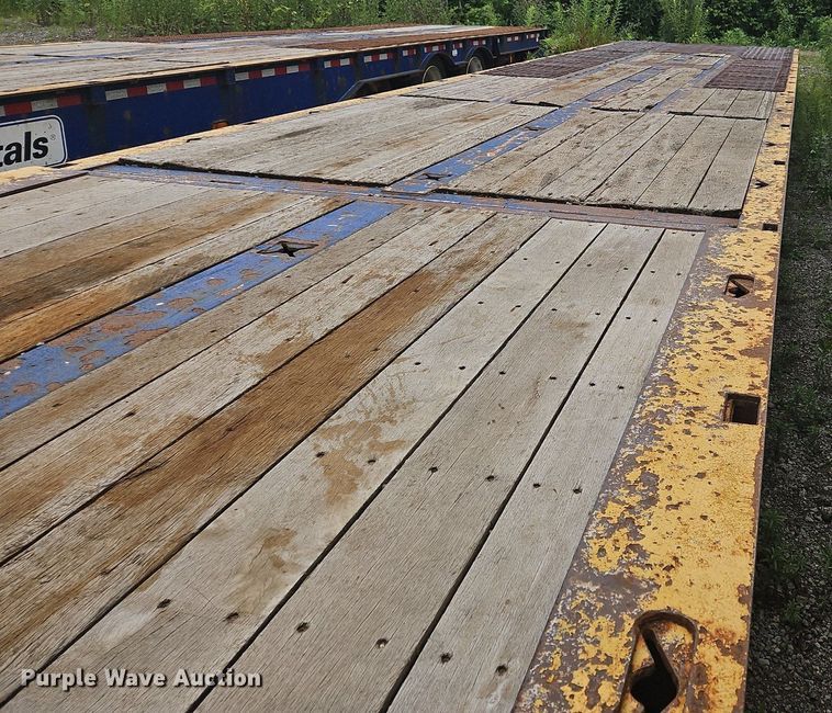 image for item OK9976 2013 Ledwell LW53HT3 drop deck hydratail equipment trailer