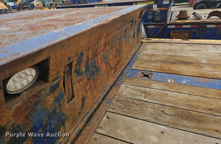 image for item OK9976 2013 Ledwell LW53HT3 drop deck hydratail equipment trailer