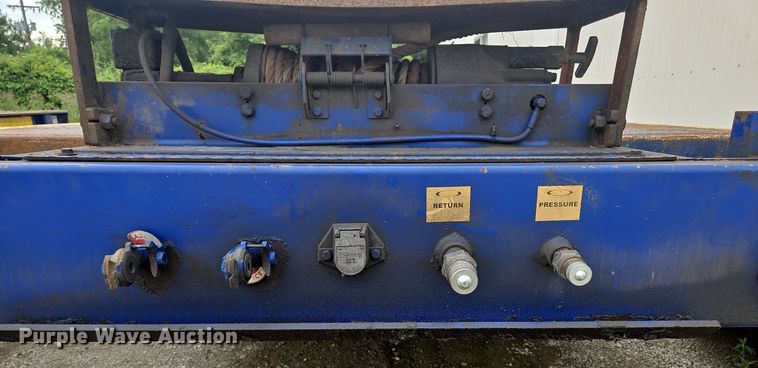 image for item OK9976 2013 Ledwell LW53HT3 drop deck hydratail equipment trailer