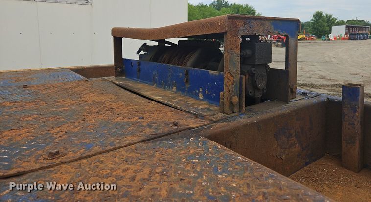 image for item OK9976 2013 Ledwell LW53HT3 drop deck hydratail equipment trailer