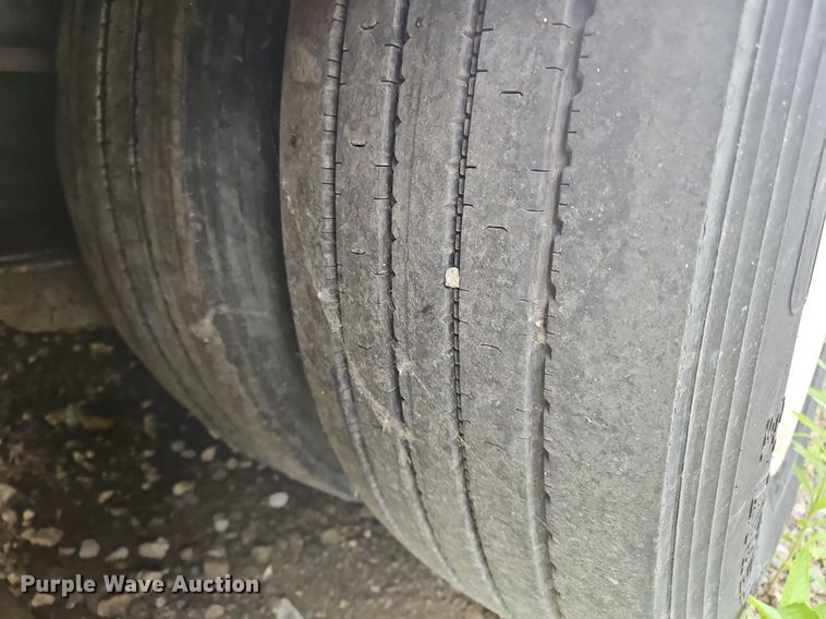 image for item OK9976 2013 Ledwell LW53HT3 drop deck hydratail equipment trailer