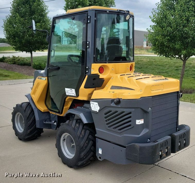image for item DG0648 2019 Vermeer ATX850 compact wheel loader