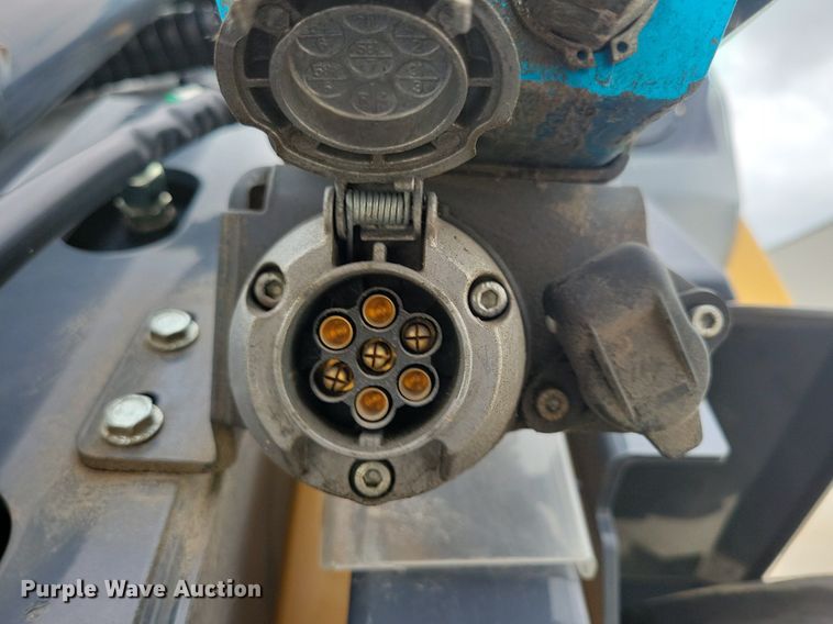 image for item DG0648 2019 Vermeer ATX850 compact wheel loader