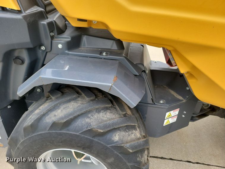 image for item DG0648 2019 Vermeer ATX850 compact wheel loader