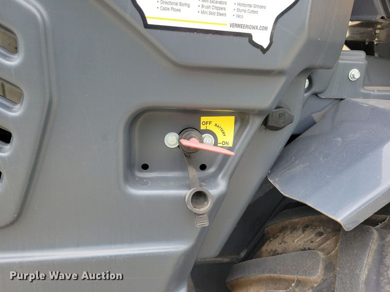 image for item DG0648 2019 Vermeer ATX850 compact wheel loader