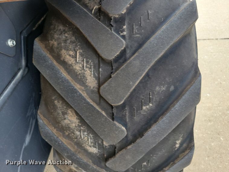 image for item DG0648 2019 Vermeer ATX850 compact wheel loader