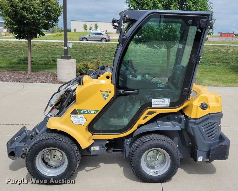 image for item DG0649 2019 Vermeer ATX530 compact wheel loader