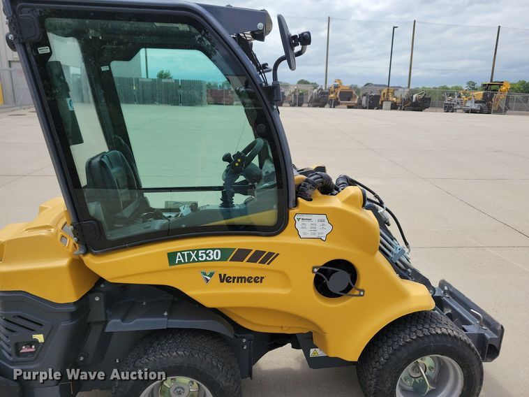 image for item DG0649 2019 Vermeer ATX530 compact wheel loader