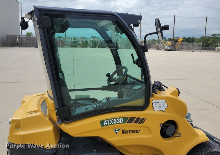 image for item DG0649 2019 Vermeer ATX530 compact wheel loader
