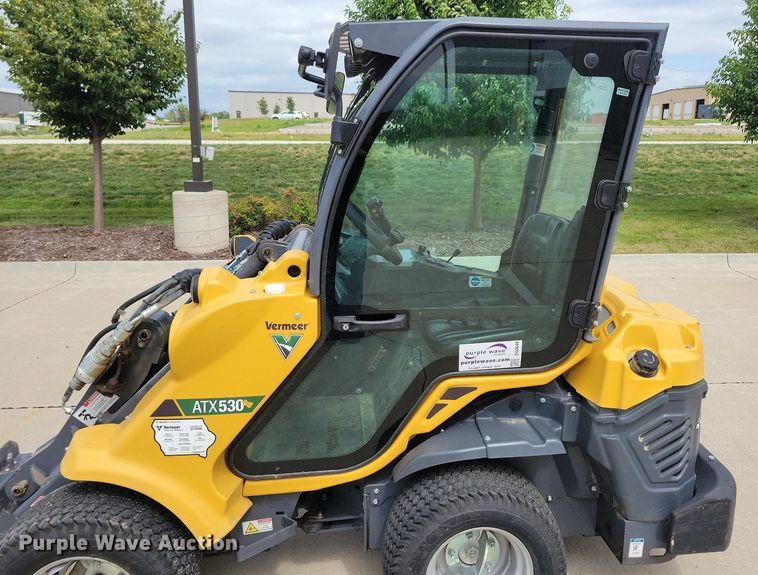 image for item DG0649 2019 Vermeer ATX530 compact wheel loader