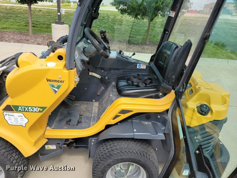 image for item DG0649 2019 Vermeer ATX530 compact wheel loader