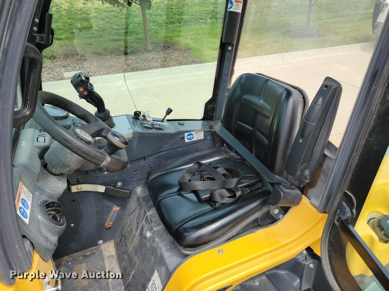 image for item DG0649 2019 Vermeer ATX530 compact wheel loader