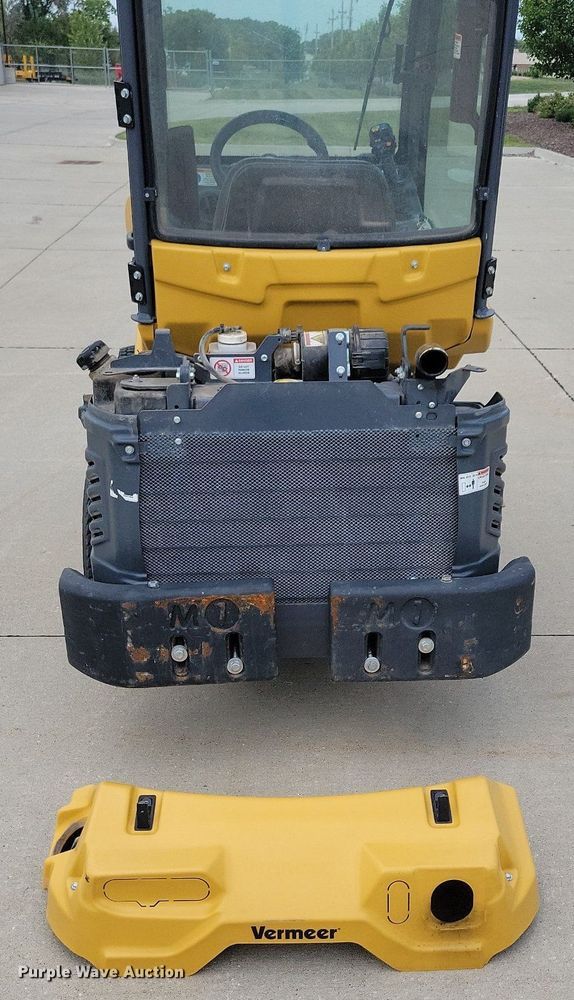 image for item DG0649 2019 Vermeer ATX530 compact wheel loader