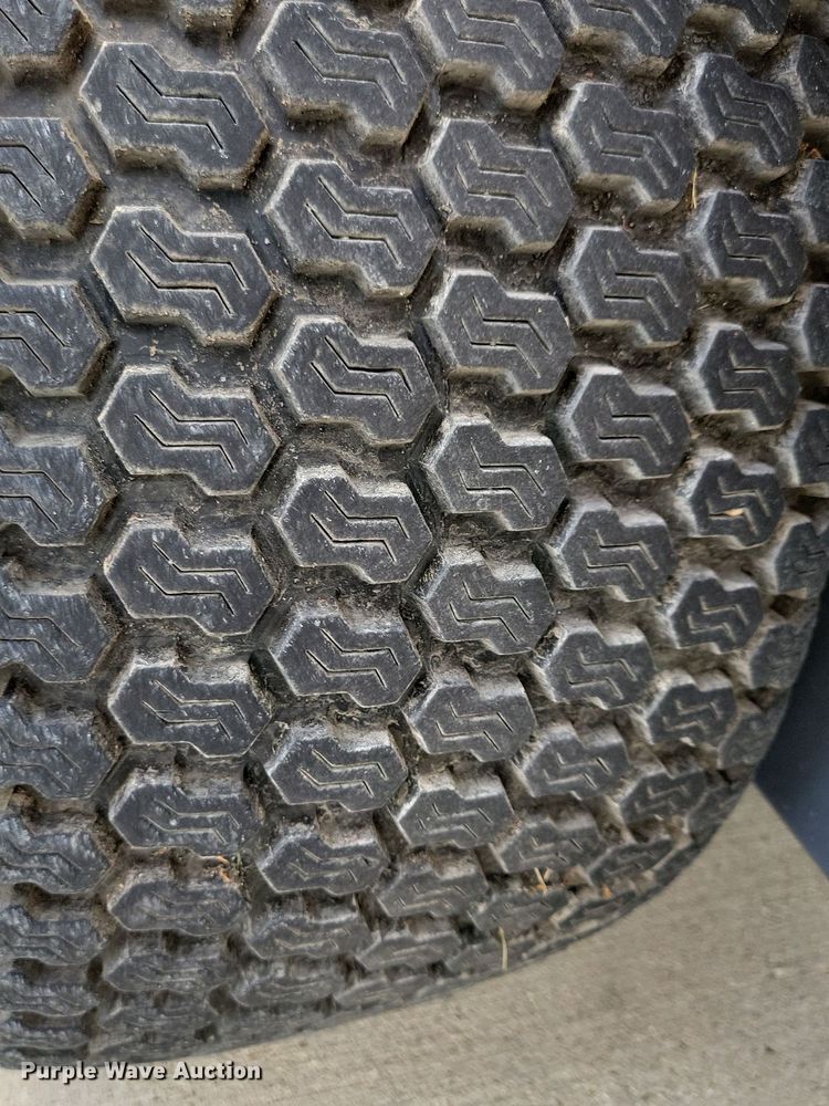 image for item DG0649 2019 Vermeer ATX530 compact wheel loader