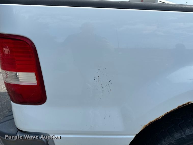 image for item DJ6241 2008 Ford F150 XL pickup truck