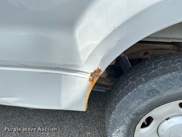 image for item DJ6241 2008 Ford F150 XL pickup truck