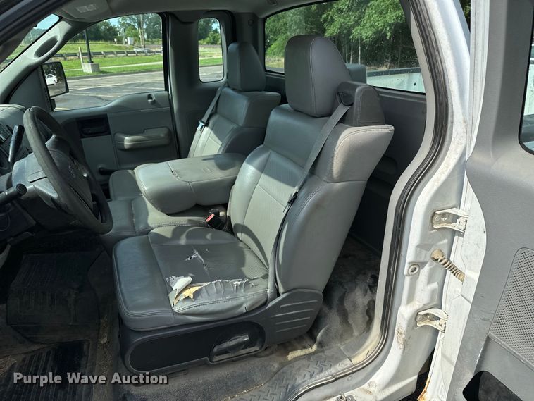 image for item DJ6241 2008 Ford F150 XL pickup truck