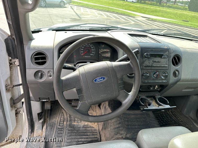 image for item DJ6241 2008 Ford F150 XL pickup truck