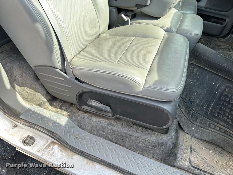 image for item DJ6241 2008 Ford F150 XL pickup truck