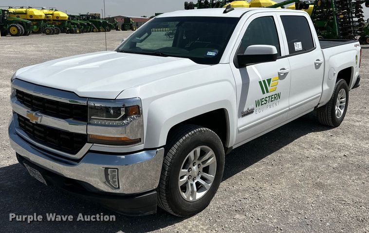 image for item DK6653 2017 Chevrolet Silverado 1500 LT Crew Cab pickup truck