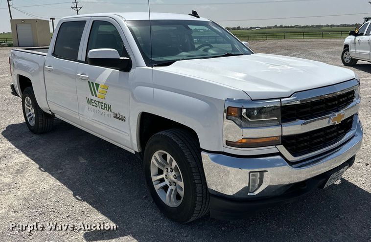 image for item DK6653 2017 Chevrolet Silverado 1500 LT Crew Cab pickup truck