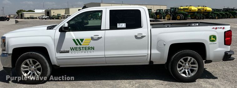 image for item DK6653 2017 Chevrolet Silverado 1500 LT Crew Cab pickup truck