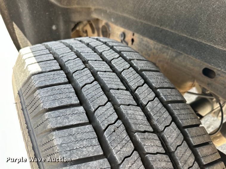 image for item DK6653 2017 Chevrolet Silverado 1500 LT Crew Cab pickup truck