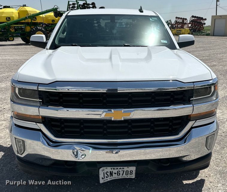 image for item DK6657 2017 Chevrolet Silverado 1500 LT Crew Cab pickup truck
