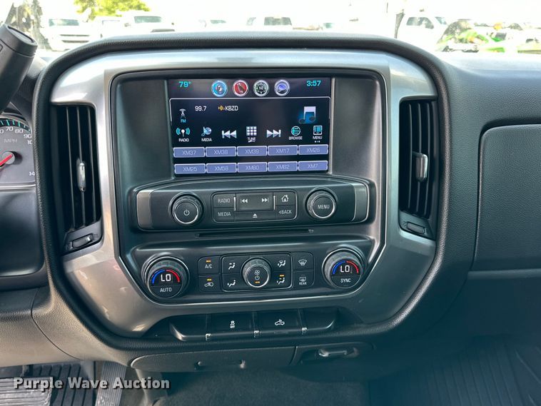 image for item DK6657 2017 Chevrolet Silverado 1500 LT Crew Cab pickup truck