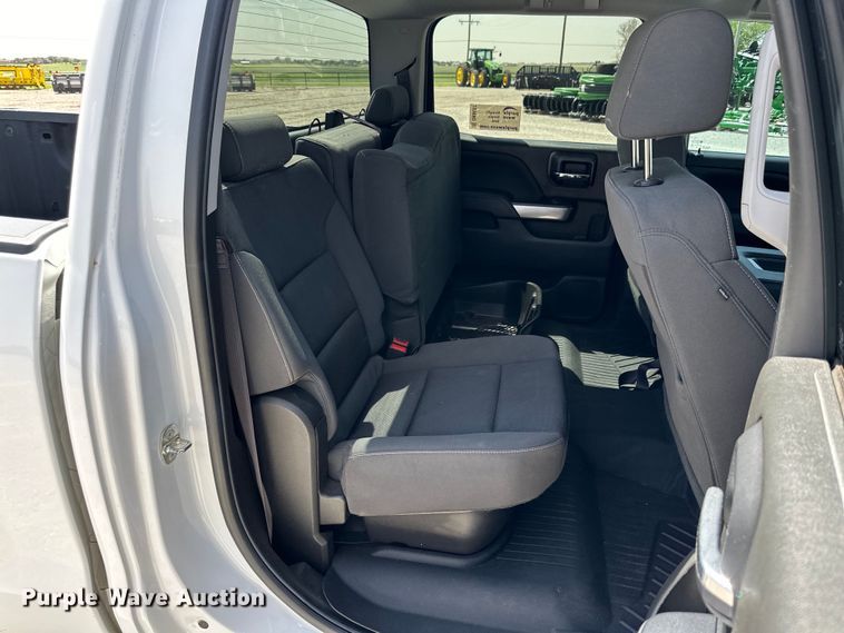 image for item DK6657 2017 Chevrolet Silverado 1500 LT Crew Cab pickup truck