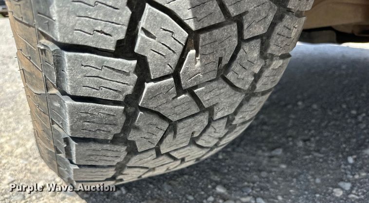 image for item DK6657 2017 Chevrolet Silverado 1500 LT Crew Cab pickup truck