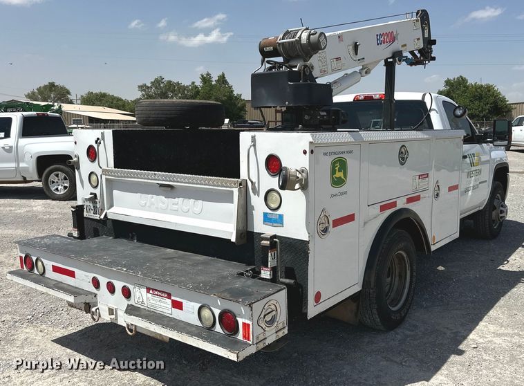 image for item DK6658 2015 GMC Sierra 3500HD utility bed pickup truck