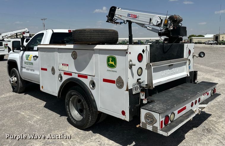 image for item DK6658 2015 GMC Sierra 3500HD utility bed pickup truck