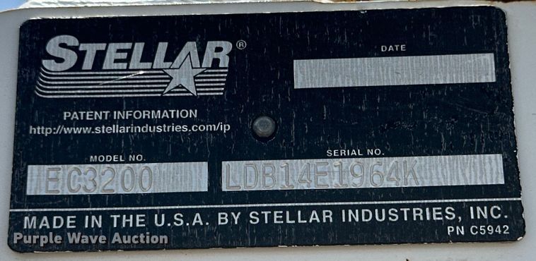 image for item DK6658 2015 GMC Sierra 3500HD utility bed pickup truck