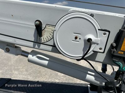 image for item DK6658 2015 GMC Sierra 3500HD utility bed pickup truck