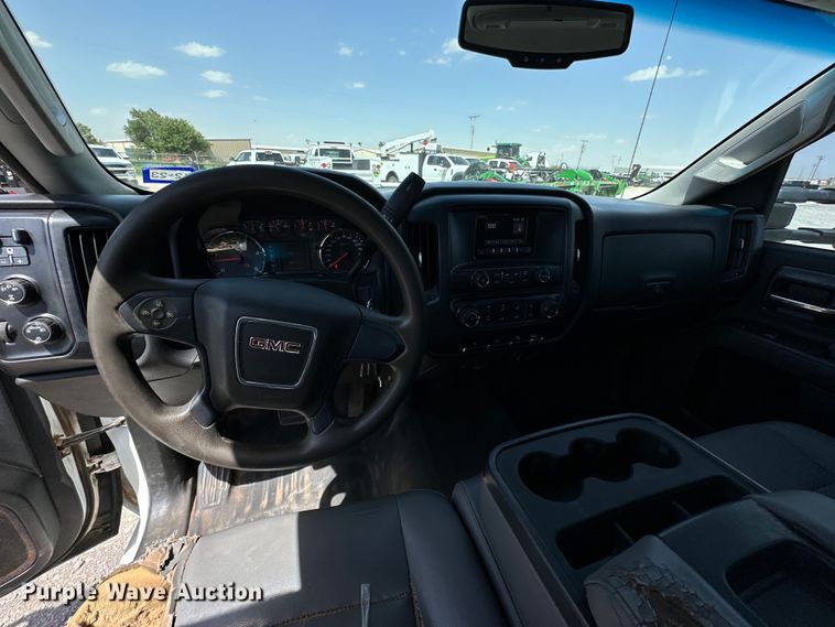 image for item DK6658 2015 GMC Sierra 3500HD utility bed pickup truck