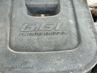 image for item DK6658 2015 GMC Sierra 3500HD utility bed pickup truck