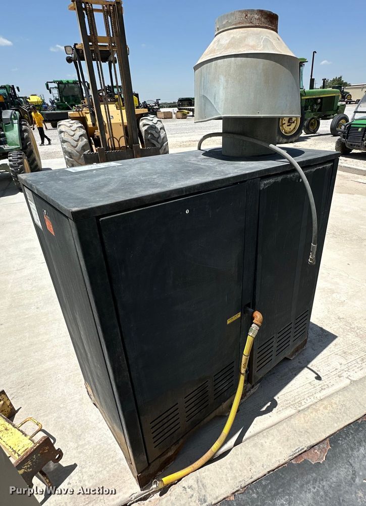 image for item DK6662 Karcher pressure washer