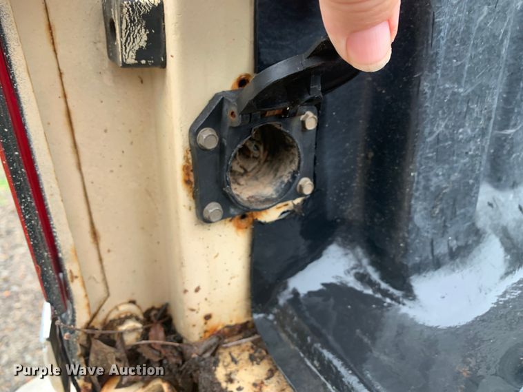 image for item DM7917 1984 GMC Sierra Classic K1500  pickup truck