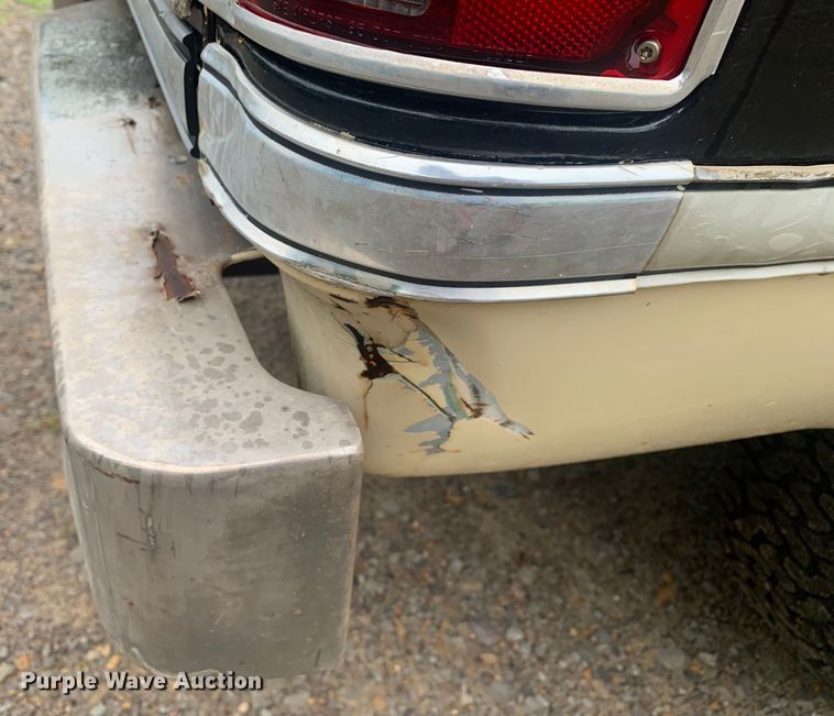 image for item DM7917 1984 GMC Sierra Classic K1500  pickup truck