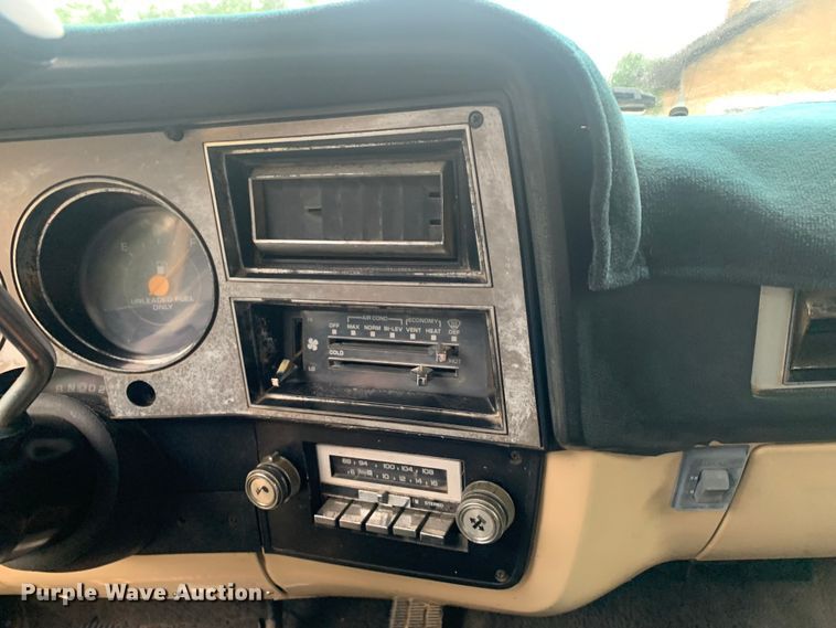 image for item DM7917 1984 GMC Sierra Classic K1500  pickup truck