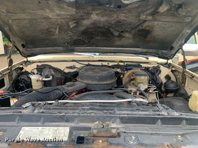 image for item DM7917 1984 GMC Sierra Classic K1500  pickup truck