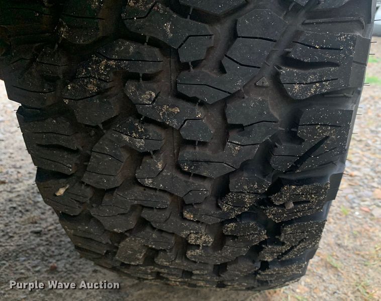 image for item DM7917 1984 GMC Sierra Classic K1500  pickup truck