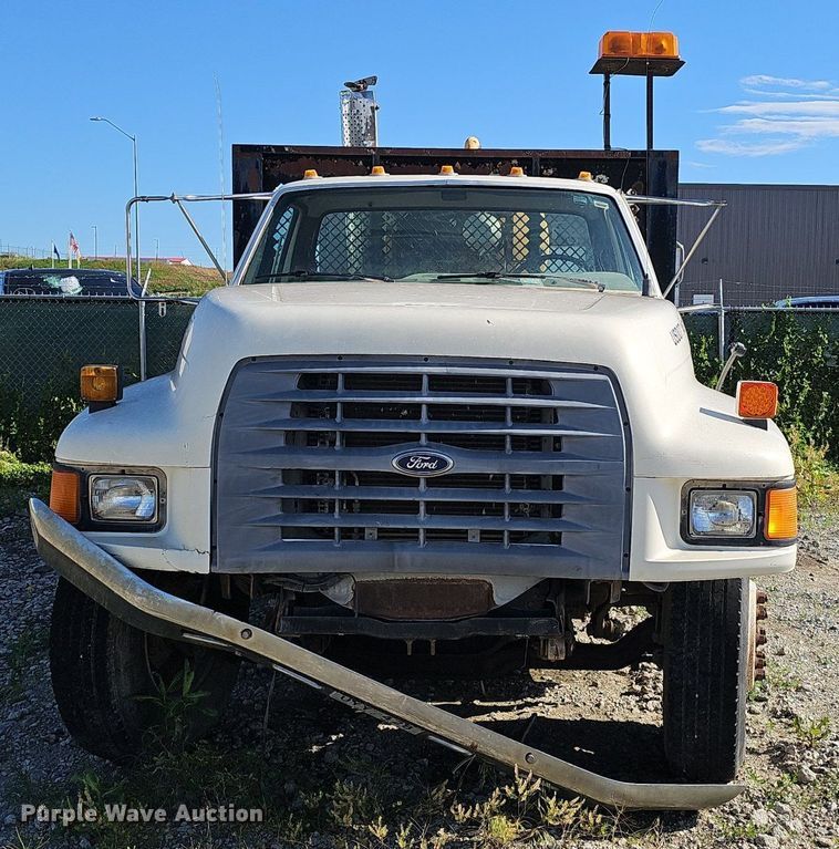 image for item DN7414 1998 Ford F800 vacuum truck