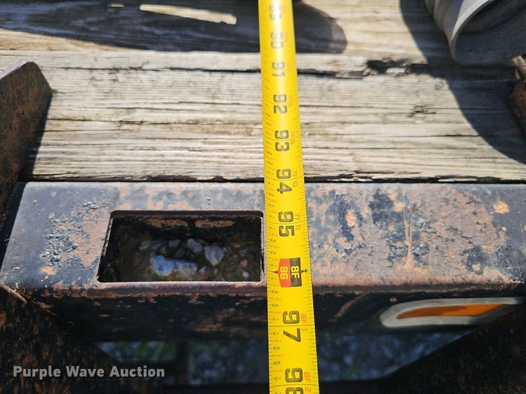 image for item DN7414 1998 Ford F800 vacuum truck