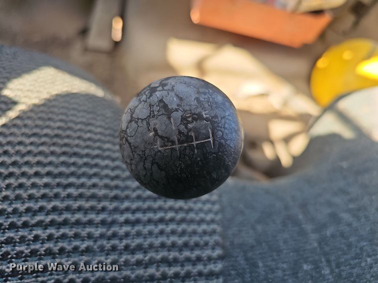 image for item DN7414 1998 Ford F800 vacuum truck