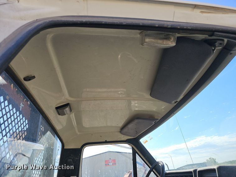 image for item DN7414 1998 Ford F800 vacuum truck