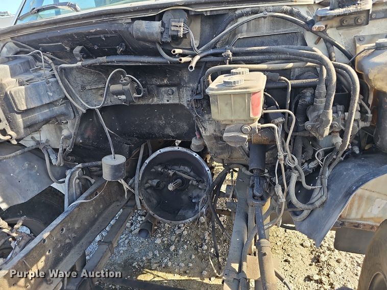 image for item DN7414 1998 Ford F800 vacuum truck
