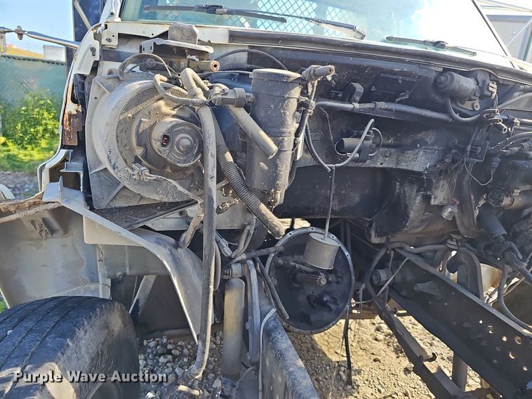 image for item DN7414 1998 Ford F800 vacuum truck